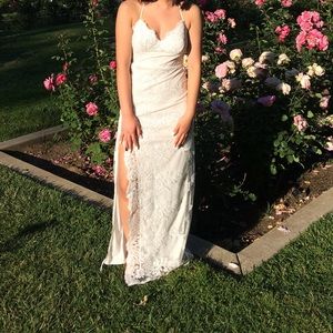 White maxi dress
